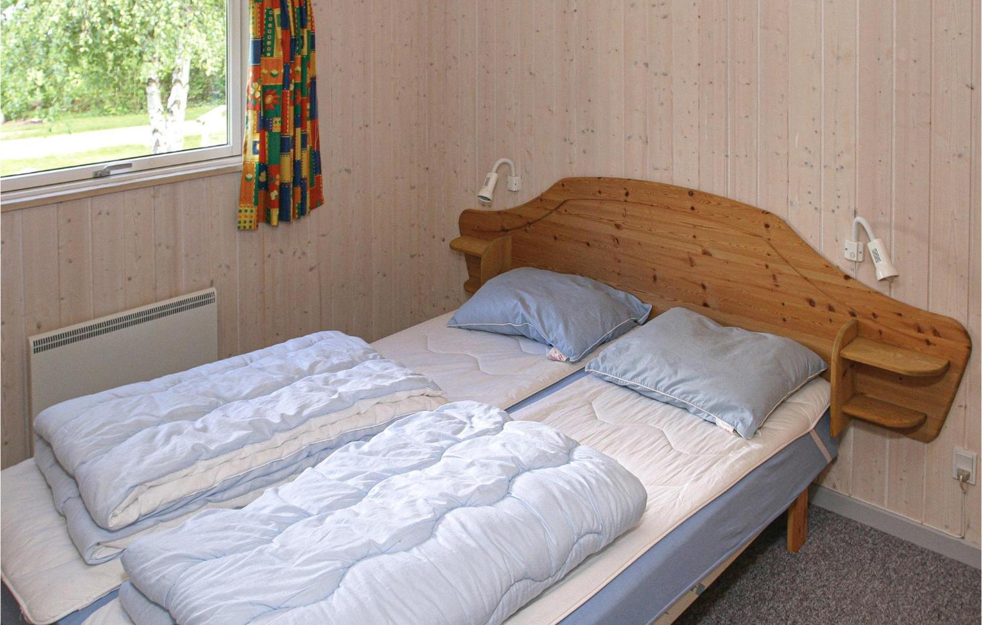 3 Bedroom Cozy Home In Fårvang Esterno foto