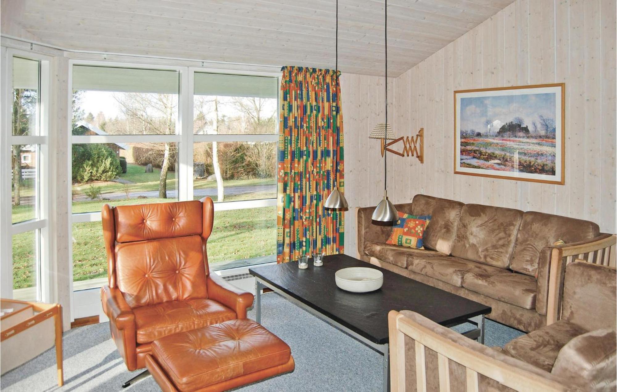 3 Bedroom Cozy Home In Fårvang Esterno foto